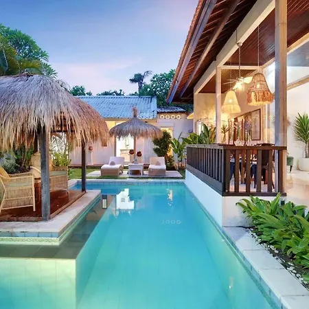Seminyak Beach Seagrass Villa 4Br